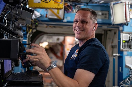iss067e102059