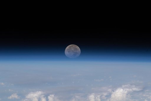 iss067e139457