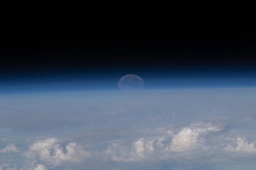iss067e139458