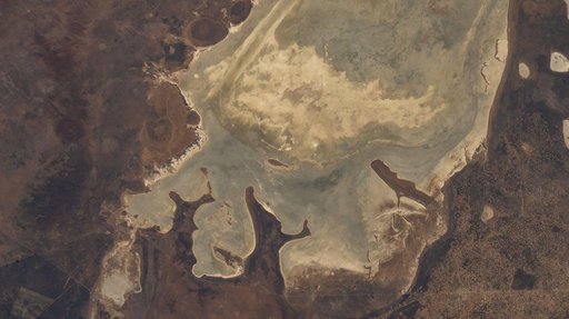 iss067e149386