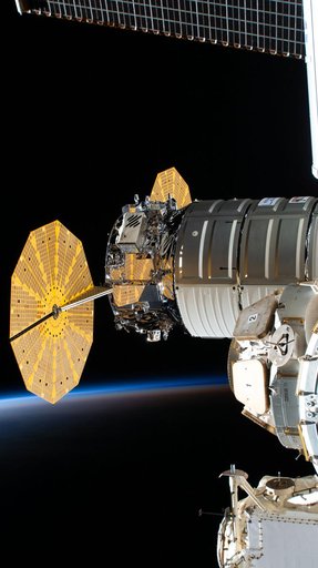 iss067e149894