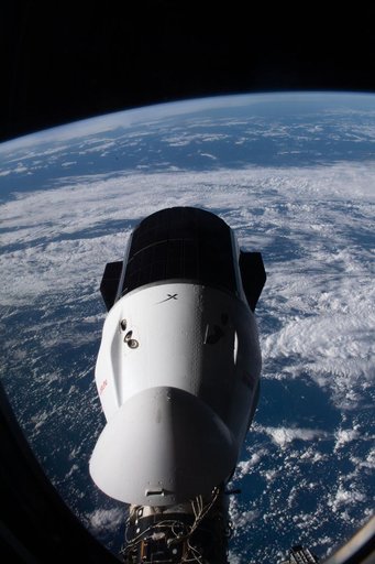 iss067e188948