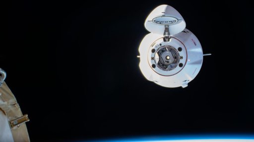 iss067e188956