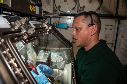 iss067e189972