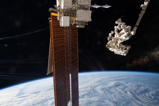 iss067e191368