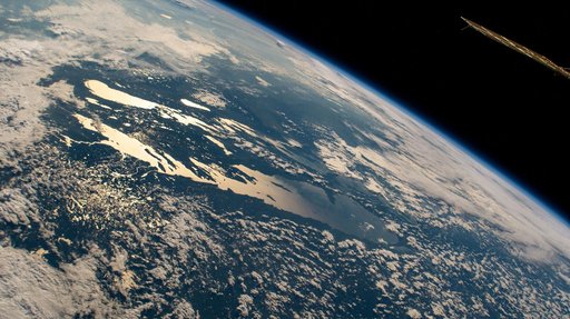 iss067e213979