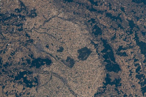 iss067e223500