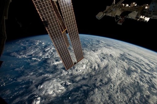 iss067e253816