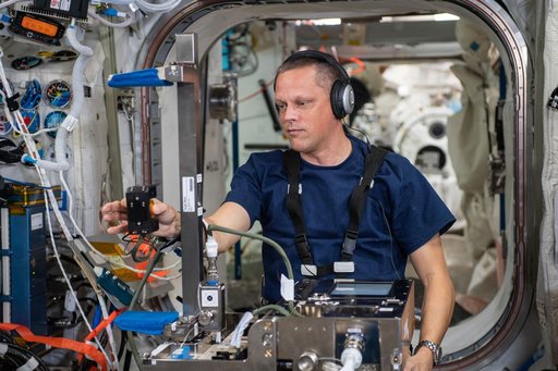 iss067e360648