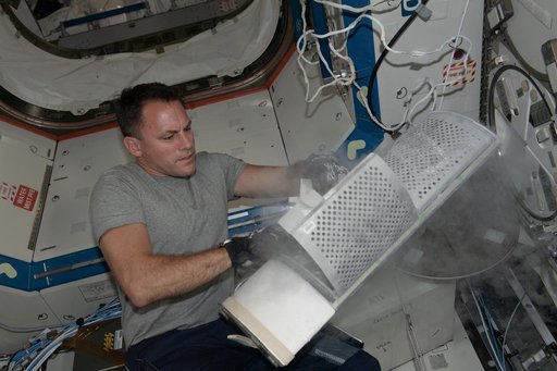 iss068e018995