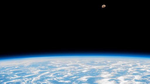 iss068e020619