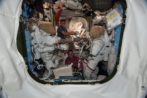 iss068e024215