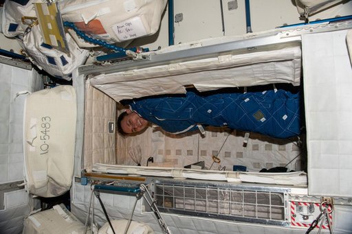 iss068e065074