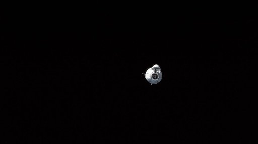 The SpaceX Freedom Dragon crew ship with the Axiom Mission-2 crew
