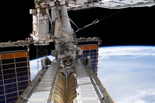 iss069e020618