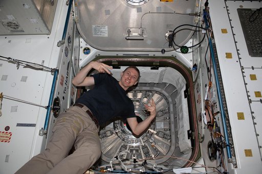 iss069e054132