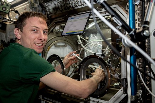 Astronaut Woody Hoburg swaps samples
