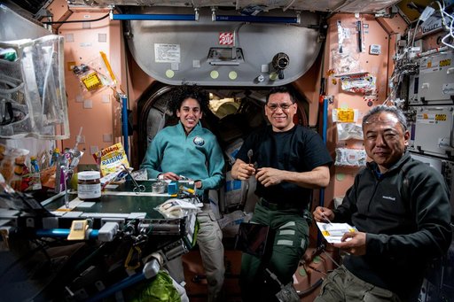 iss069e086196