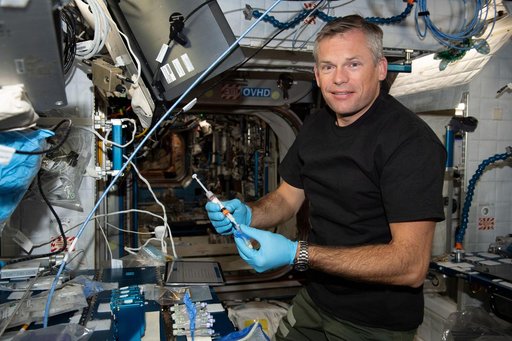 iss069e089106_alt