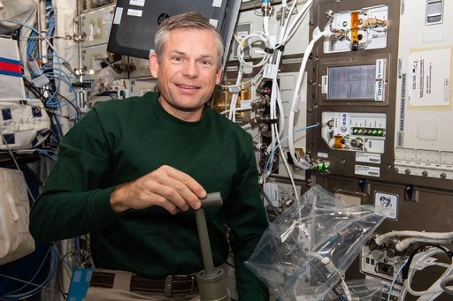 iss070e003140