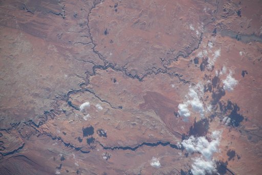 iss070e103247