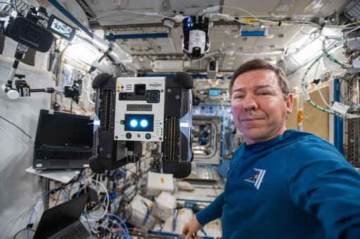 iss070e123850
