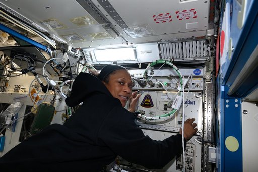 iss070e129706