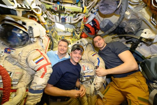 iss071e013949