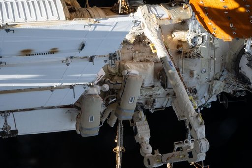 iss071e045420