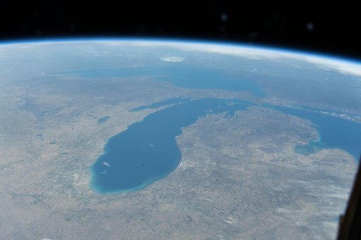 iss071e045652