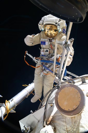 iss071e046350