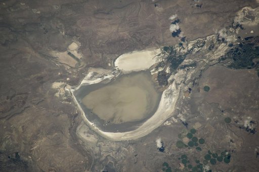iss071e133389