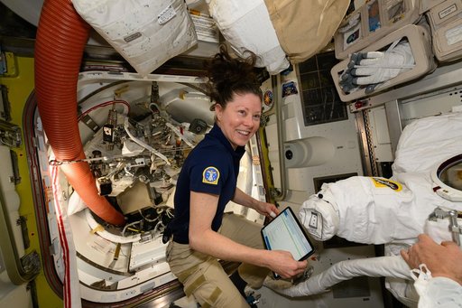 iss071e178113