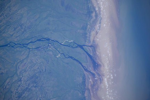 iss071e179400