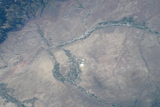 iss071e216801