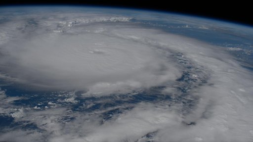 iss071e243427
