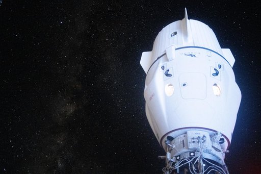 iss071e258198