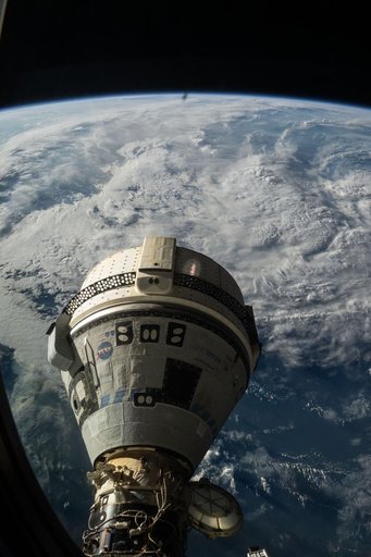 iss071e297541