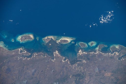 iss071e378502