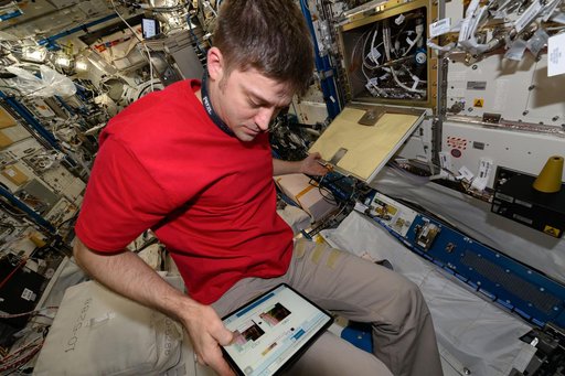 iss071e462464