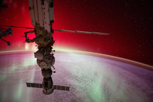 iss071e479847