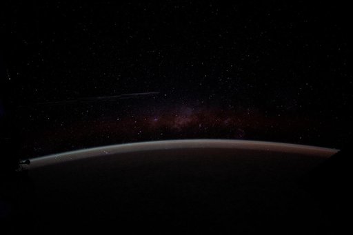 iss071e587371