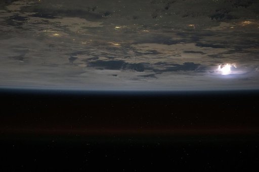 iss071e606709
