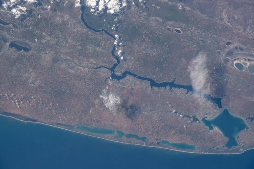 Lake Poelela on the coast of the Mozambique Channel