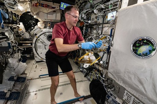 iss072e277661