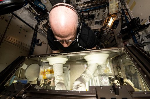 iss072e310952