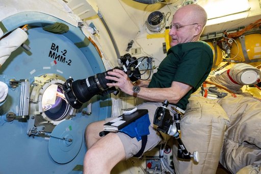 iss072e350812