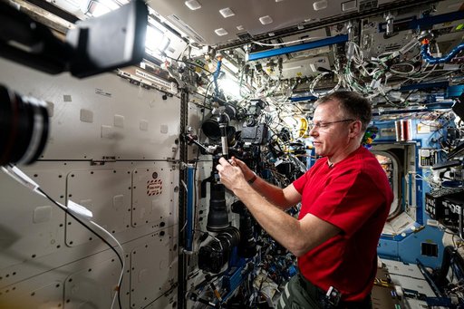 iss072e391307