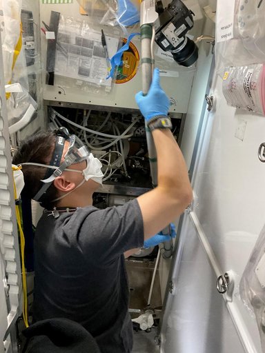 NASA astronaut Jonny Kim replaces orbital plumbing components