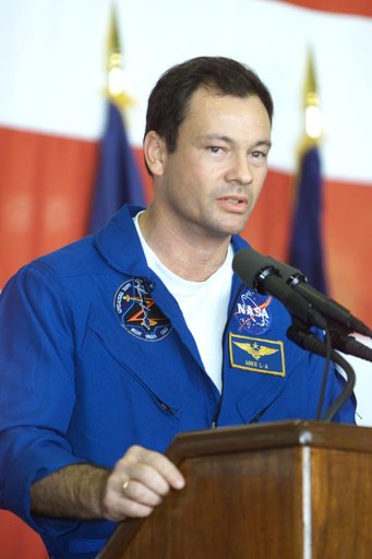 STS-92 crew return to Ellington Field